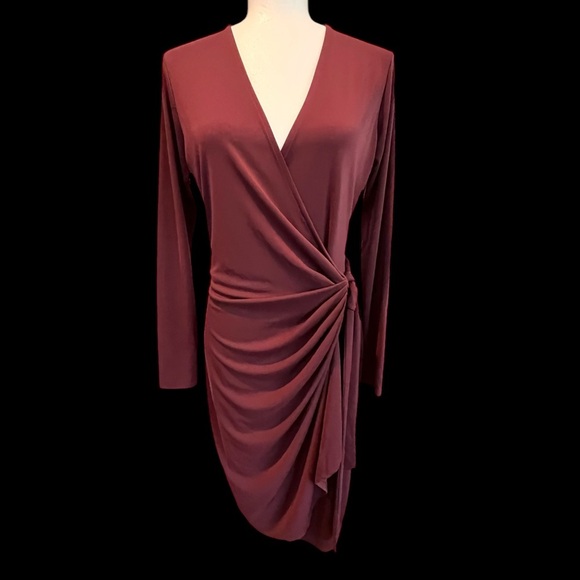 ~Amazon Essentials~ Elegant Burgundy Wrap Dress - Picture 1 of 7